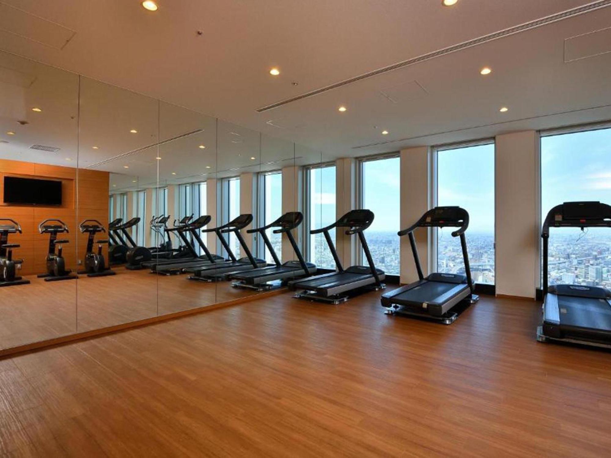 Nagoya Prince Hotel Sky Tower Kültér fotó The gym